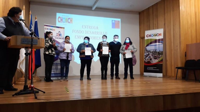 2 MUJERES JEFAS DE HOGAR 2021