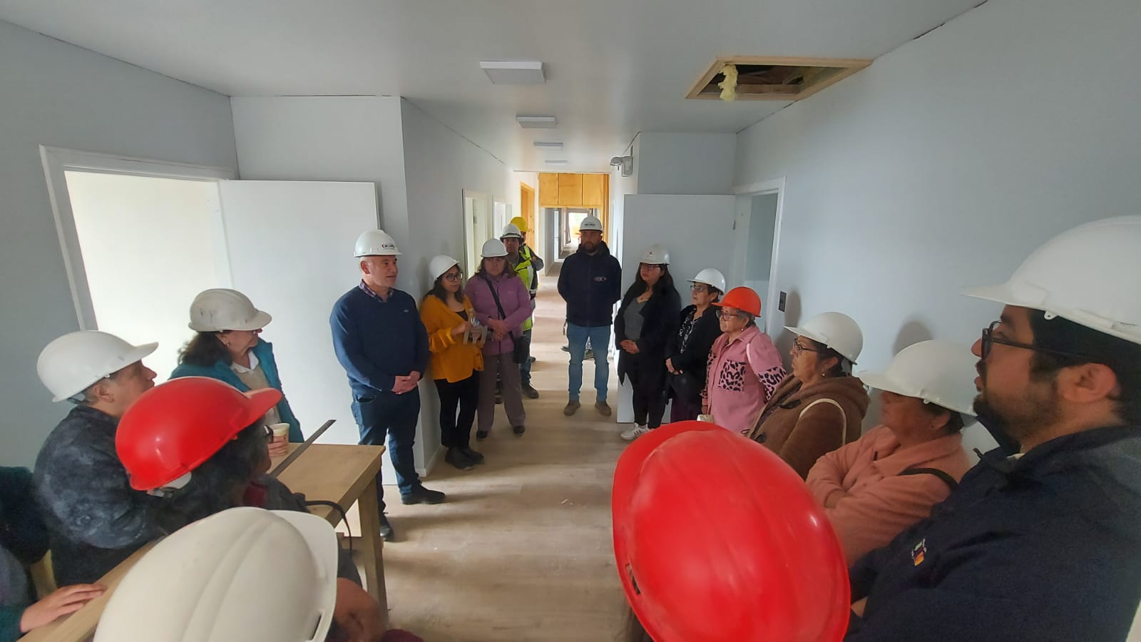 Construcción del Centro de Día para el Adulto Mayor de Chonchi tiene 90% de avance