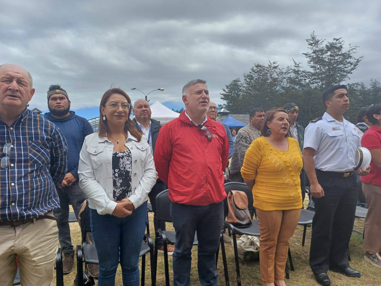 SEREMI DE AGRICULTURA JUNTO A FERNANDO  OYARZÚN INAUGURAN EXPO BOSQUE 2025