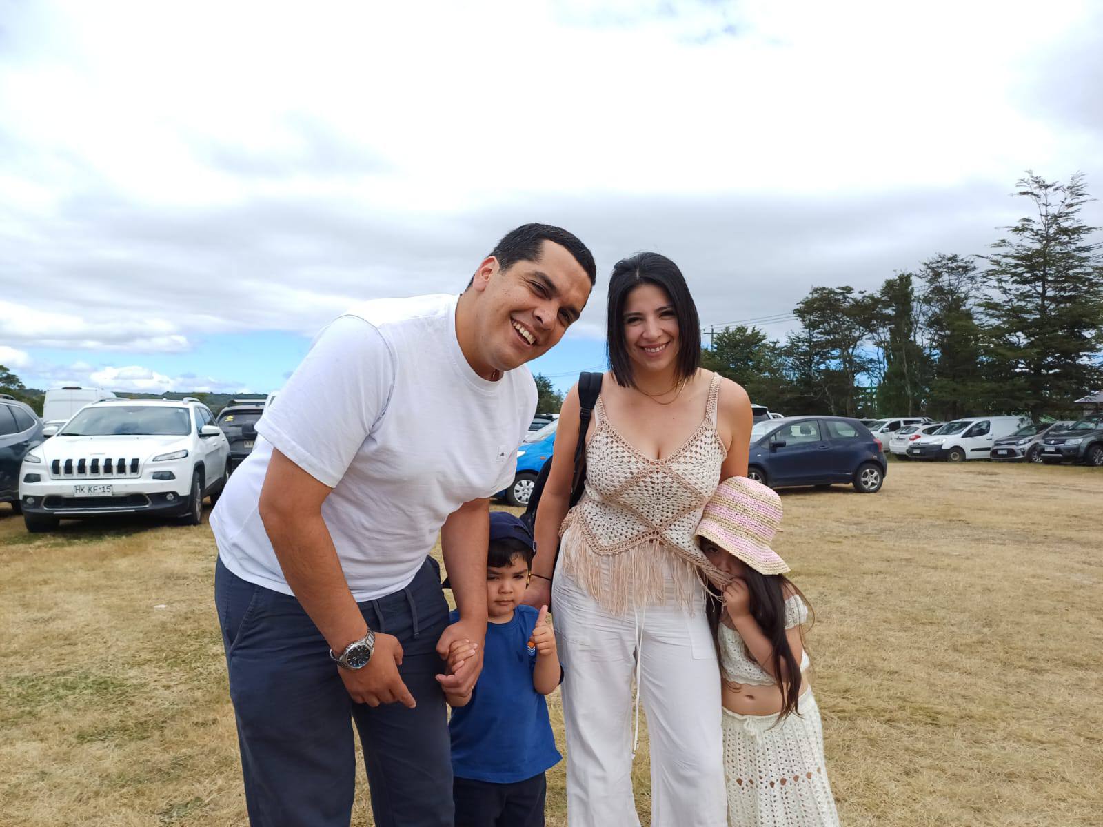 SEREMI DE AGRICULTURA JUNTO A FERNANDO  OYARZÚN INAUGURAN EXPO BOSQUE 2025