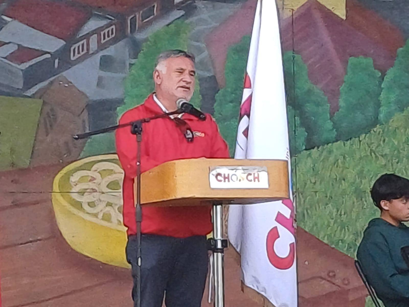 SEREMI DE AGRICULTURA JUNTO A FERNANDO  OYARZÚN INAUGURAN EXPO BOSQUE 2025