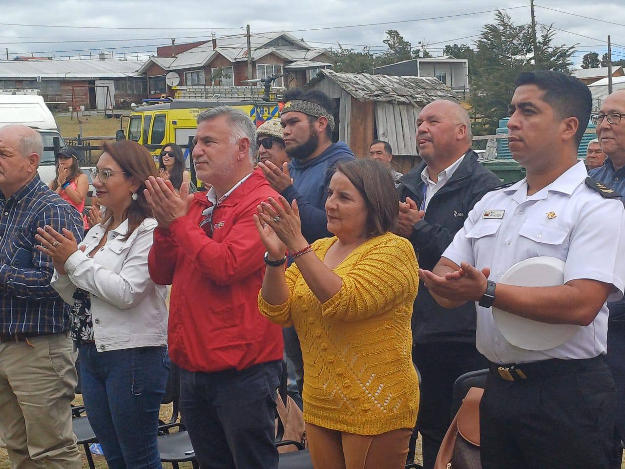 SEREMI DE AGRICULTURA JUNTO A FERNANDO  OYARZÚN INAUGURAN EXPO BOSQUE 2025