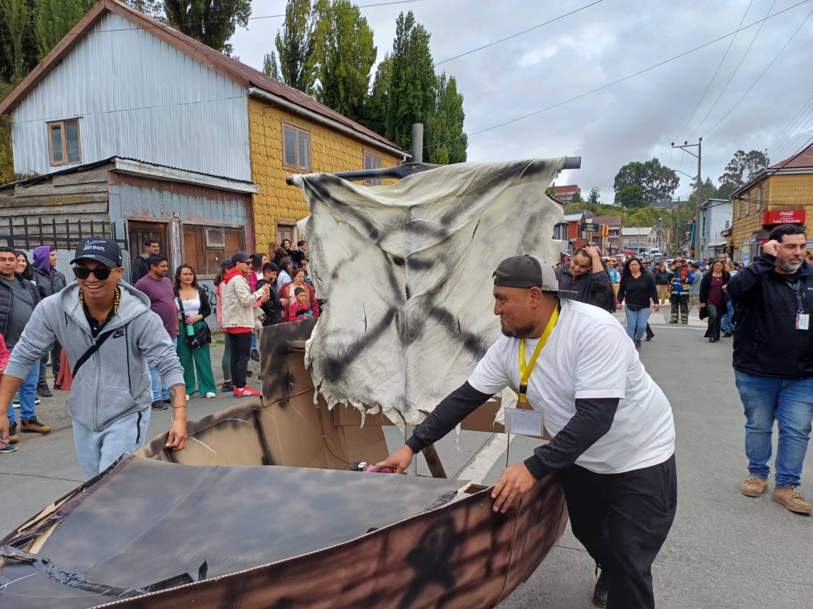 CHONCHI REALIZA LA PRIMERA COMPETENCIA DE CARRITOS LOCOS EN PROVINCIA DE CHILOÉ