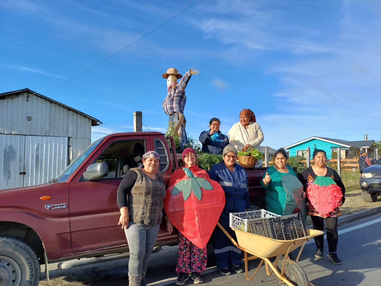 SEMANA HUILLINCANA SORPRENDE CON CARROS ALEGÓRICOS