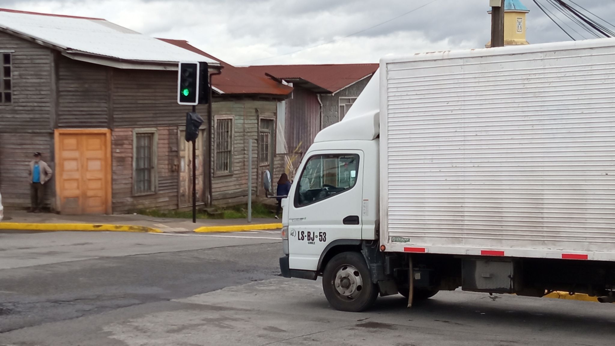 ESTE MARTES SERÁ EL ENCENDIDO DEFINITIVO DE LOS PRIMEROS SEMÁFOROS DE CHONCHI