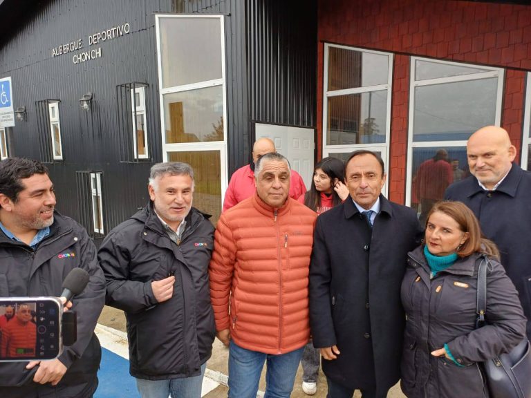 9 VISITA MINISTRO DE DEPORTES
