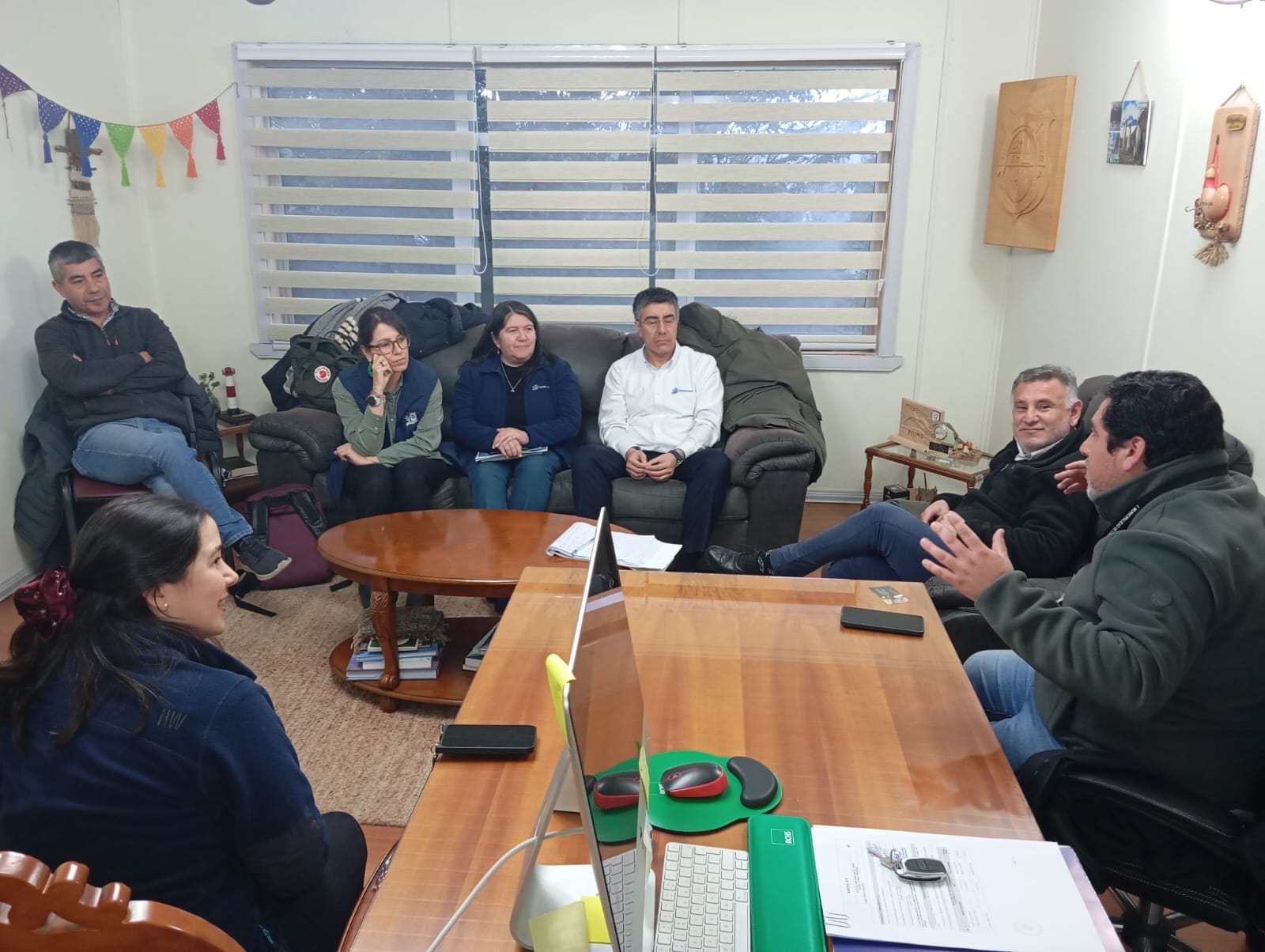 MUNICIPIO DE CHONCHI AFIANZA LAZOS DE TRABAJO CON CAMANCHACA EN BENEFICIO DE LA COMUNIDAD.