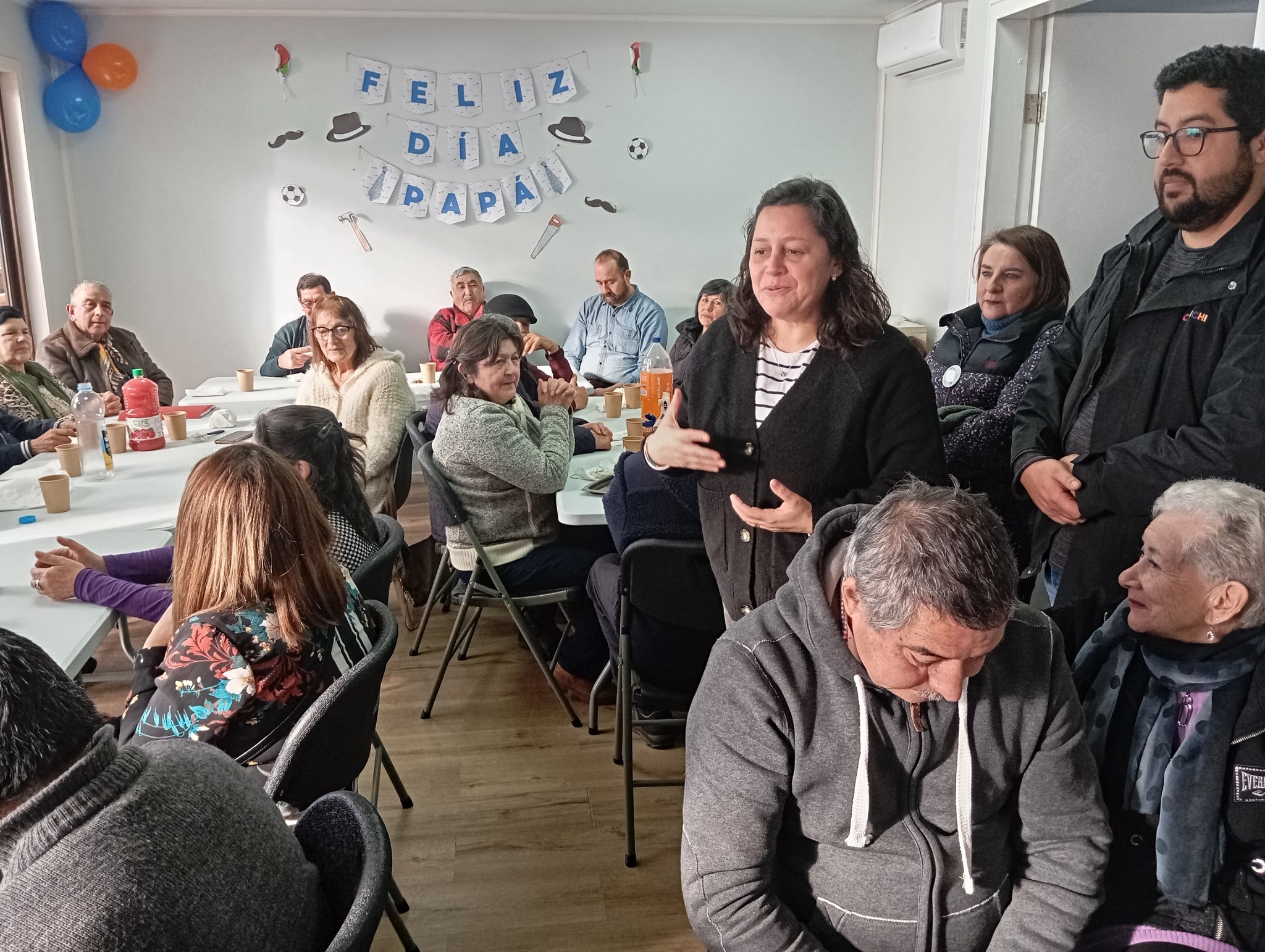 Programa Centro Diurno Comunitario de SENAMA celebra el Día del Padre en Chonchi