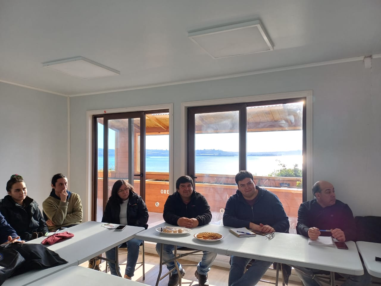 MUNICIPIO DE CHONCHI, MESA TERRITORIAL DE LA CUENCA DEL LAGO HUILLINCO-CUCAO Y CONAF REALIZAN IMPORTANTE ACTIVIDAD SOBRE EL AMBITO FORESTAL CON FINES AGRÍCOLAS.