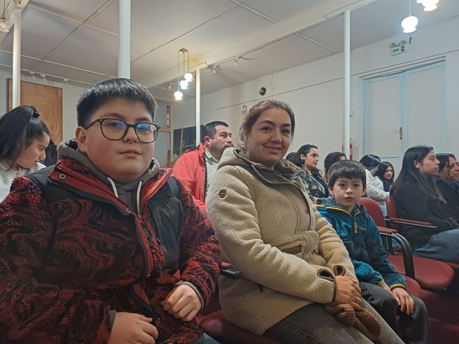 HIJOS DEL COMITÉ DE BIENESTAR DE LA SALUD MUNICIPAL SON PREMIADOS CON LA «EXCELENCIA ACADÉMICA».