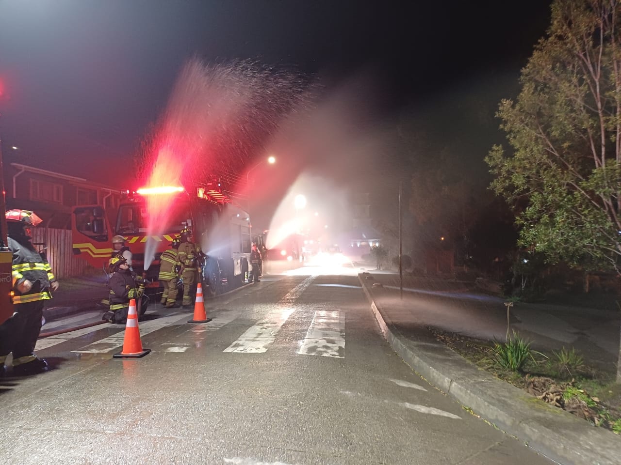 CON FLAMANTE NUEVA CAMIONETA DE COMANDANCIA CUENTA EL CUERPO DE BOMBEROS DE CHONCHI