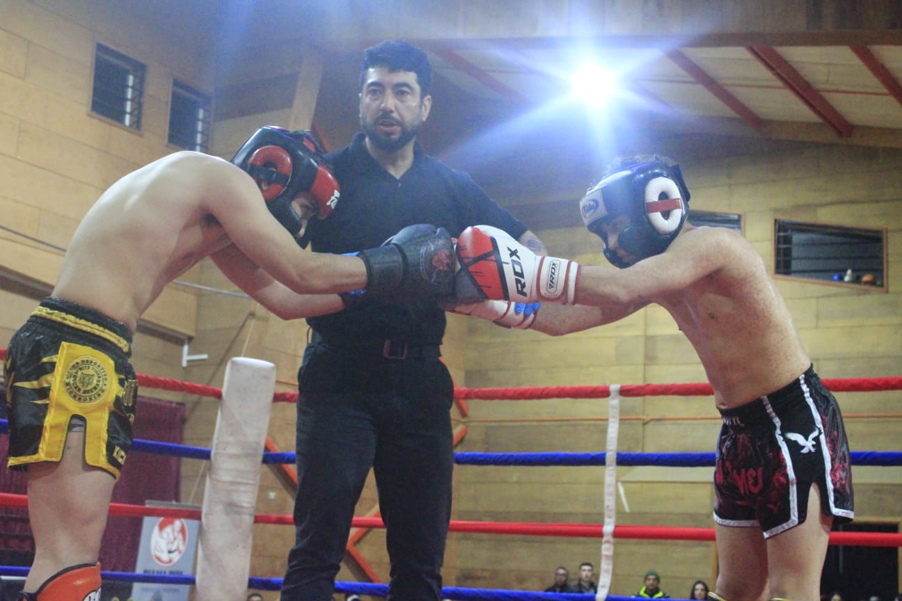 TODO UN ÉXITO FUE LA “COPA DE LA HERMANDAD DE KICKBOXING” CHILE ARGENTINA ESTE SÁBADO EN CHONCHI.