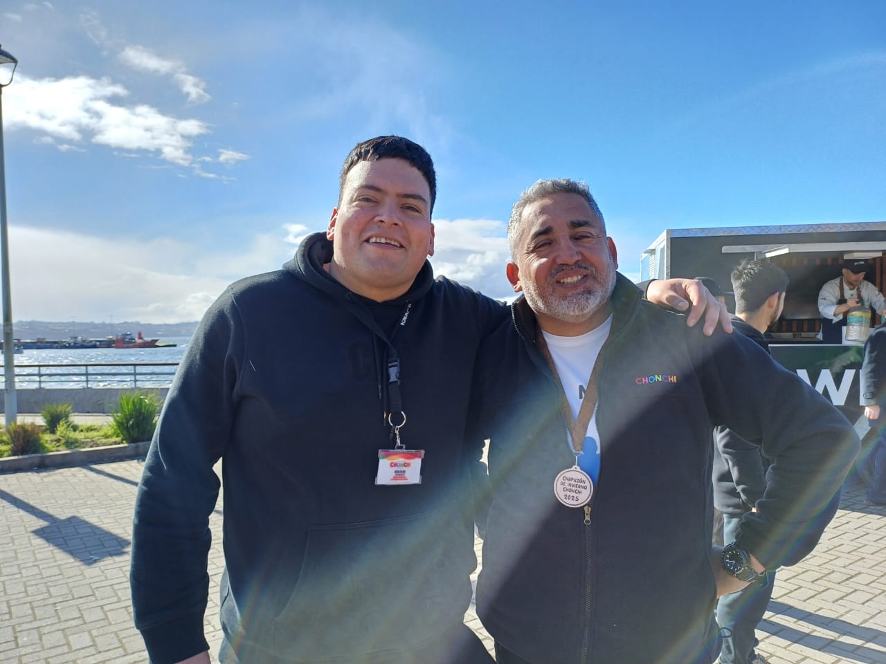 se realizó el Primer Chapuzón de Invierno de Chonchi y se escribió una página histórica con la increíble participación de MIL VALIENTES.