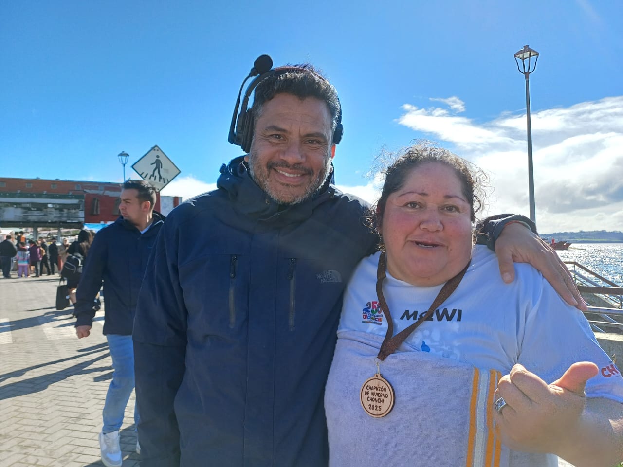 se realizó el Primer Chapuzón de Invierno de Chonchi y se escribió una página histórica con la increíble participación de MIL VALIENTES.