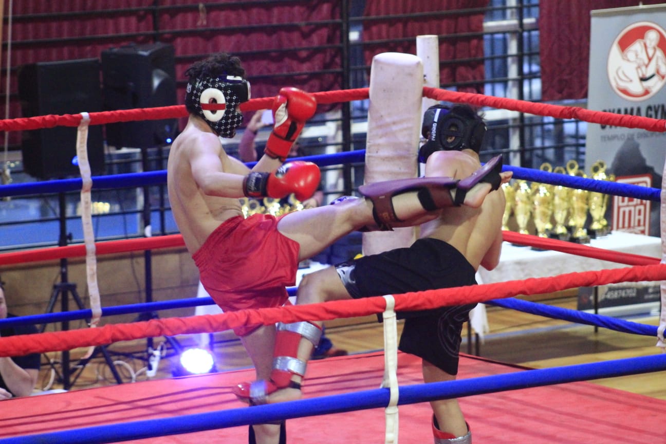 TODO UN ÉXITO FUE LA “COPA DE LA HERMANDAD DE KICKBOXING” CHILE ARGENTINA ESTE SÁBADO EN CHONCHI.