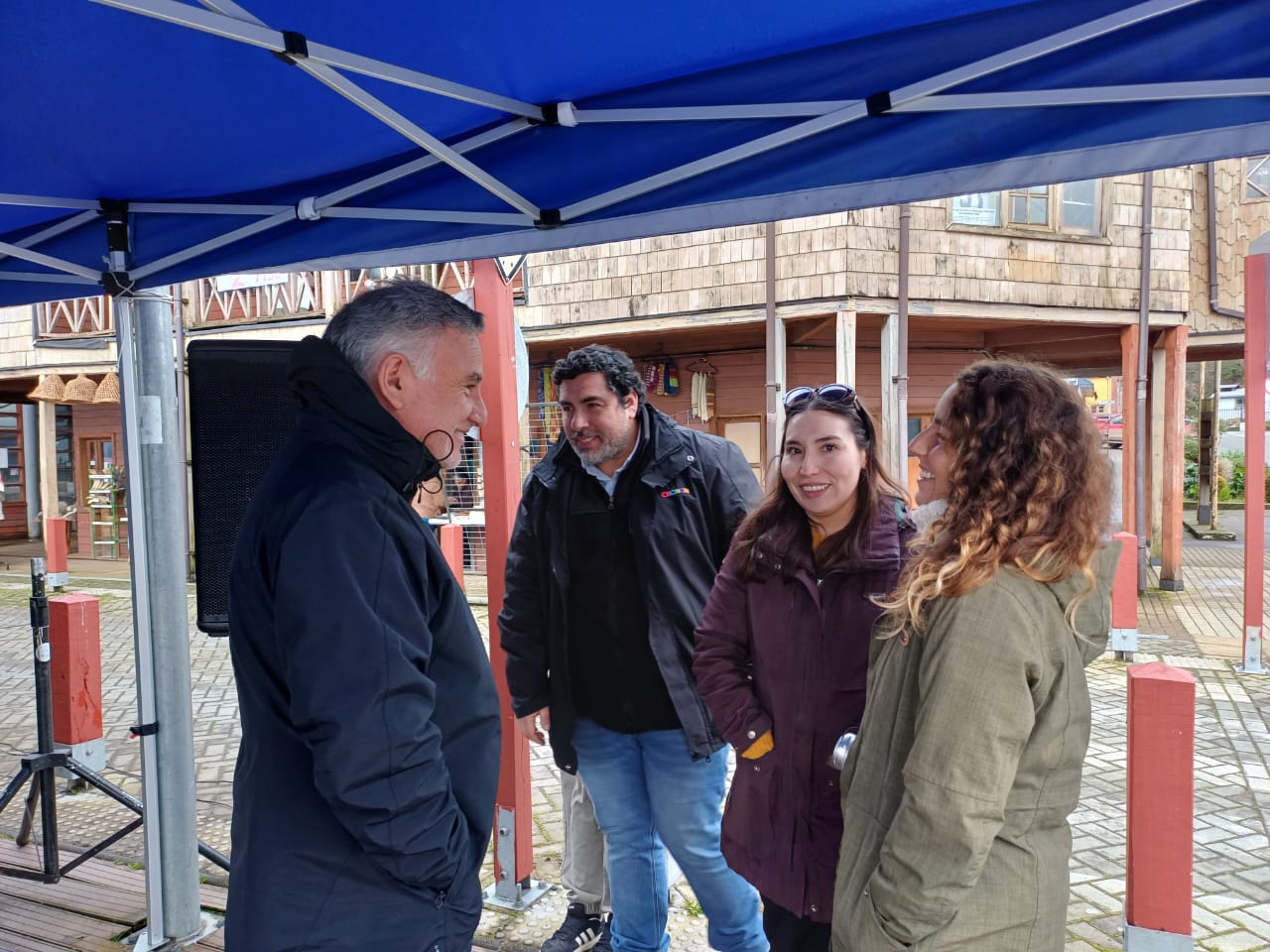 Sabores Ancestrales de Chiloé en costanera de Chonchi.