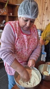 2 REPOSTERIA