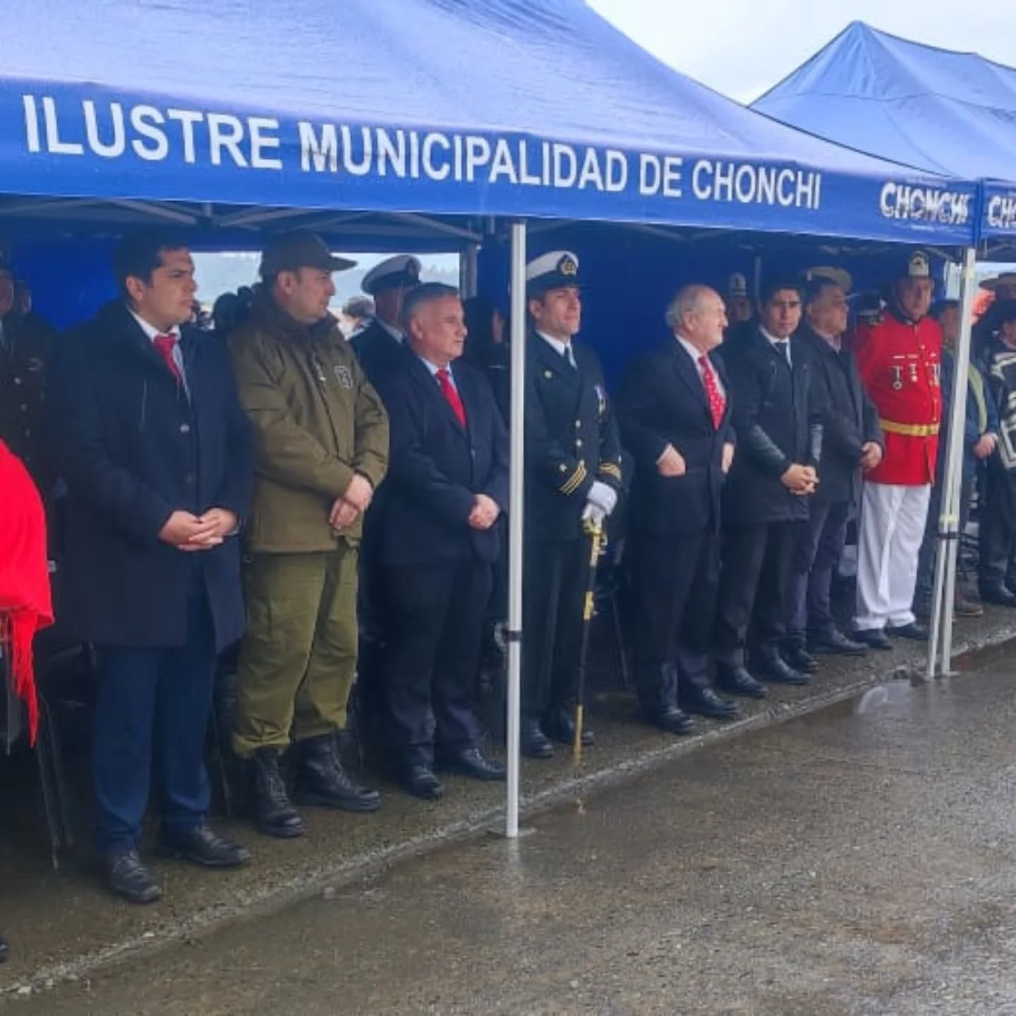 CHONCHI RINDIÓ HOMENAJE EN EL NUEVO ANIVERSARIO DE NUESTRA INDEPENDENCIA NACIONAL