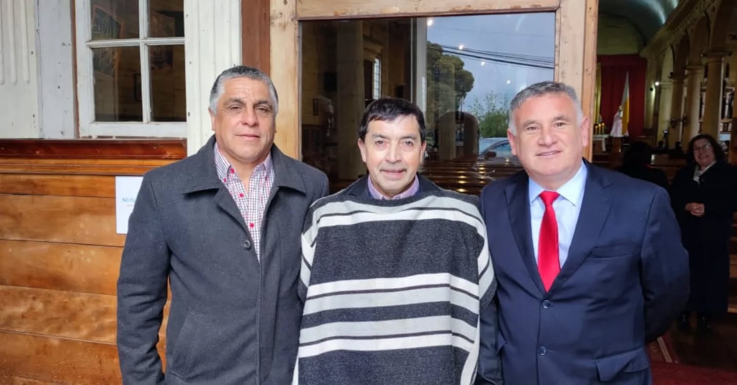 CHONCHI RINDIÓ HOMENAJE EN EL NUEVO ANIVERSARIO DE NUESTRA INDEPENDENCIA NACIONAL