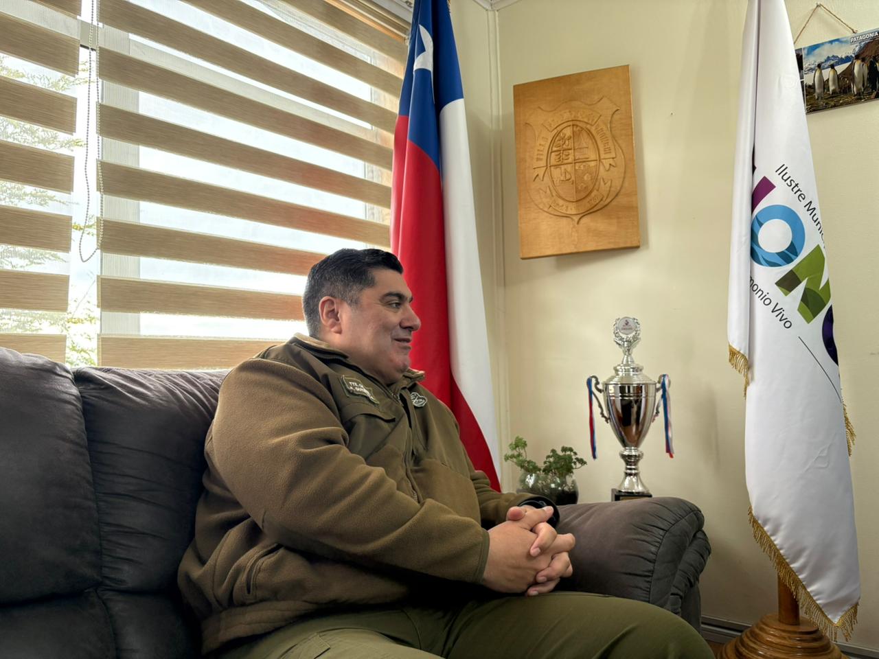 ALCALDE FERNANDO OYARZÚN MACÍAS SOSTIENE IMPORTANTE REUNIÓN CON EL PREFECTO DE CARABINEROS DE CHILOÉ-PALENA DONDE PLANTEÓ UNA SERIE DE TEMAS EN EL ÁMBITO DE LA SEGURIDAD COMUNAL.
