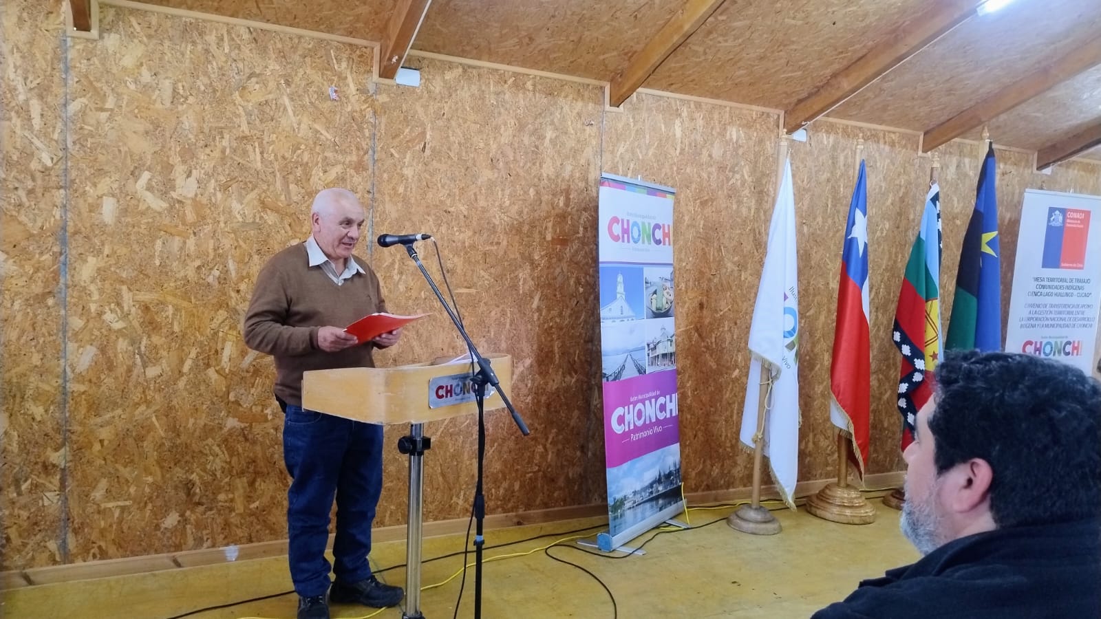 29 FAMILIAS DE LA COMUNIDAD INDÍGENA DE QUILIPULLI YA TIENEN LA CERTIDUMBRE JURÍDICA DE SUS TERRENOS.