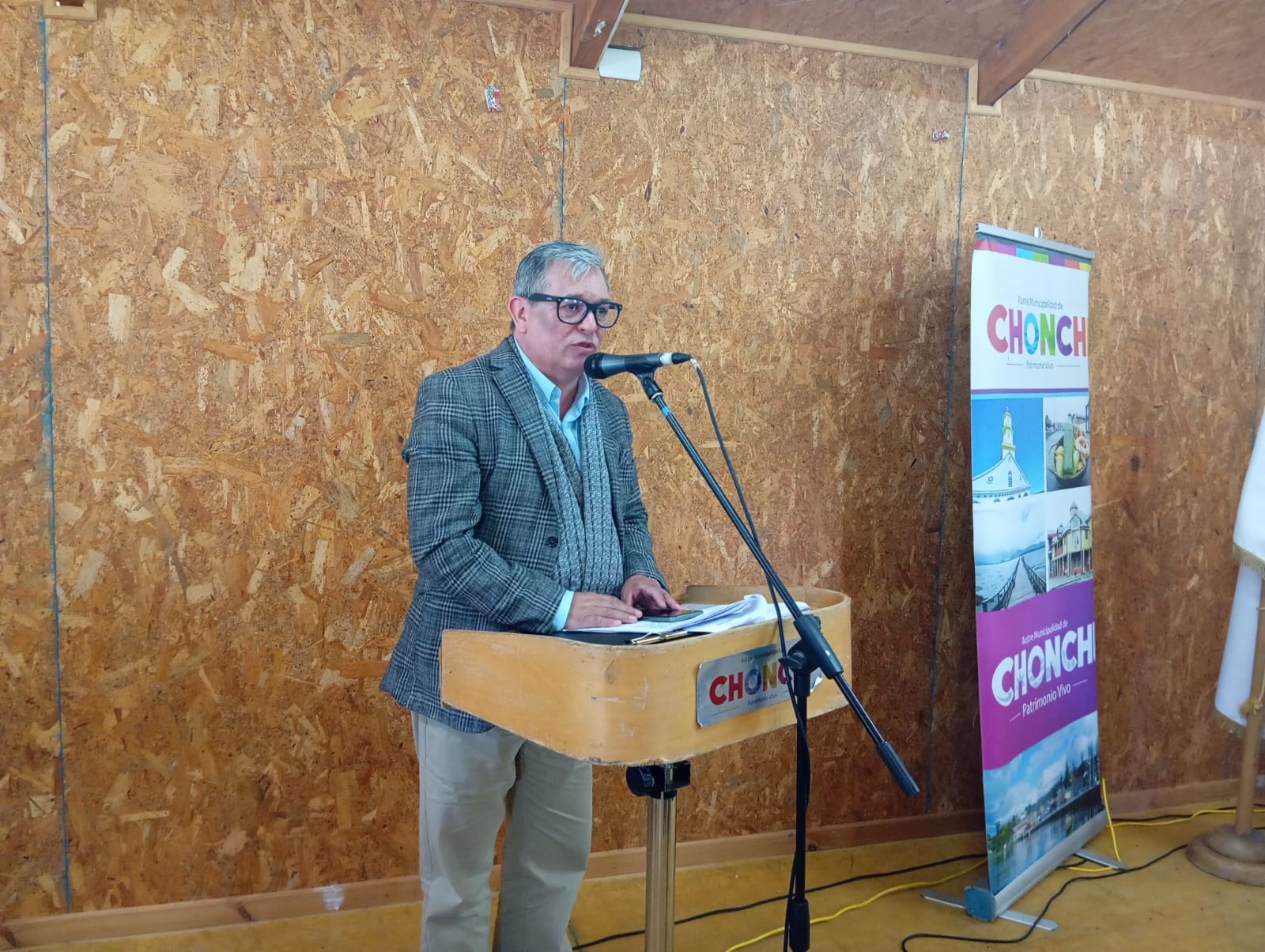 29 FAMILIAS DE LA COMUNIDAD INDÍGENA DE QUILIPULLI YA TIENEN LA CERTIDUMBRE JURÍDICA DE SUS TERRENOS.