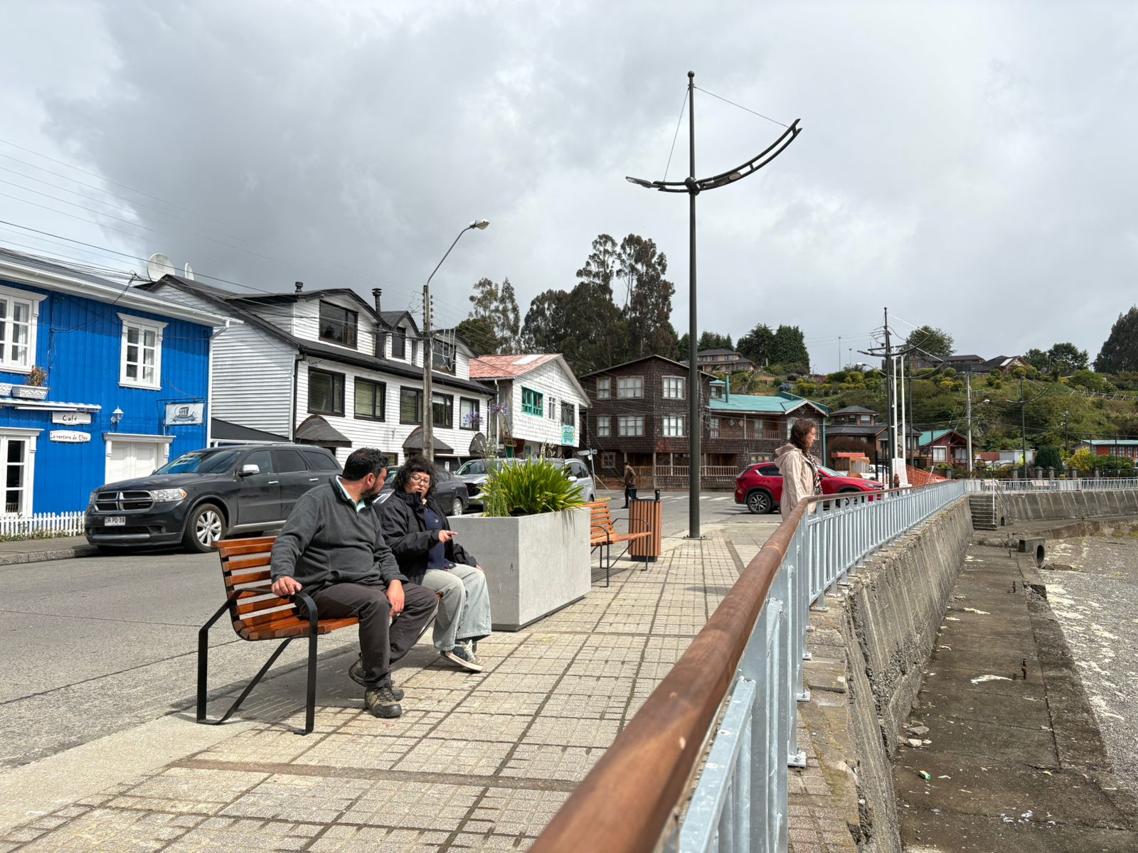 La Costanera de Chonchi Renace: Una Inversión de 268 Millones para una Ciudad Más Moderna y Unificada.