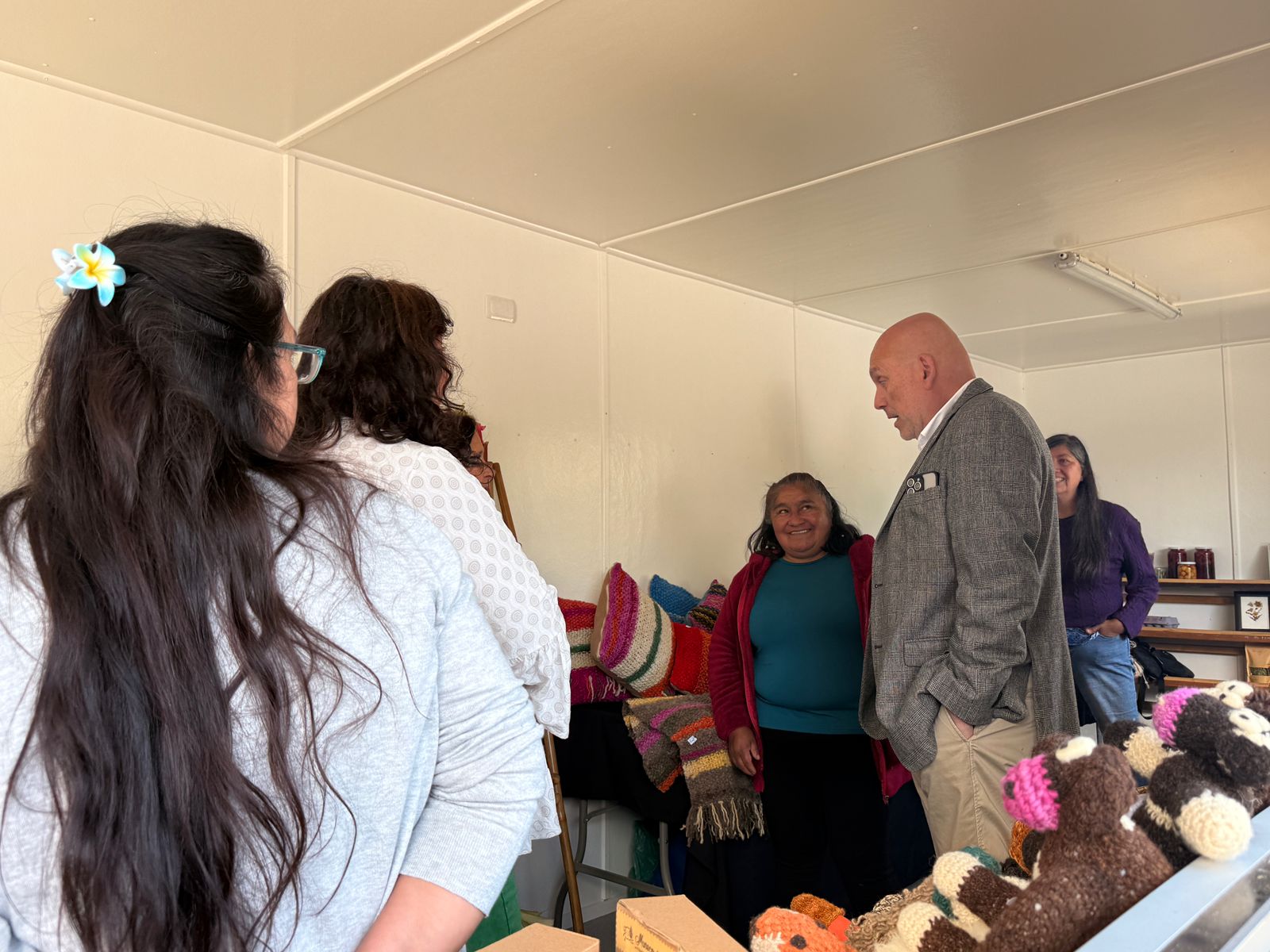 Fue inaugurado el nuevo Mercado Campesino de Huillinco-Cucao de nuestra comuna