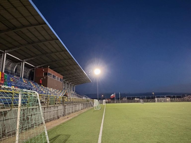 3 ILUMINACION ESTADIO DE CHONCHI