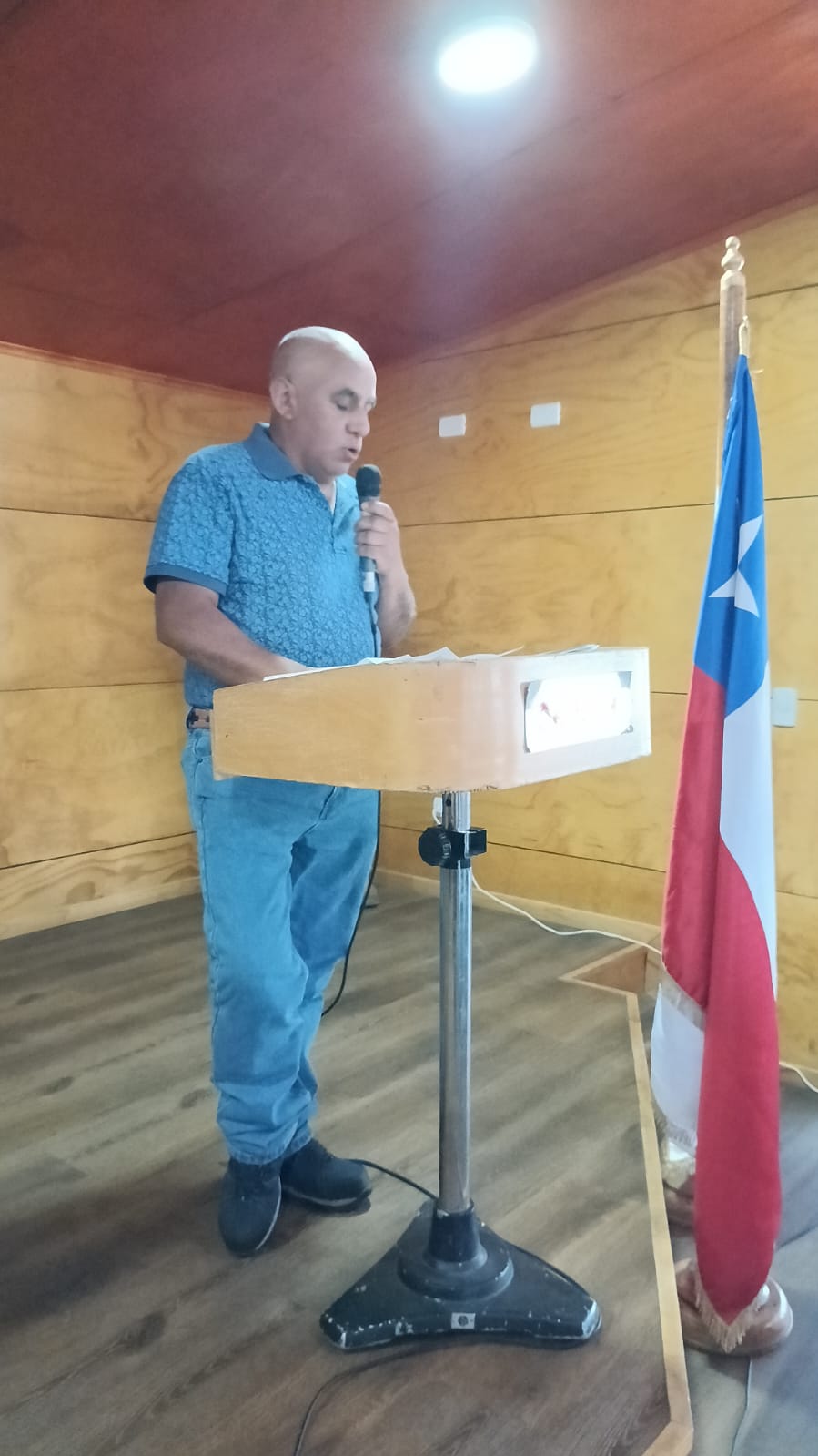 36 FAMILIAS DE LAS COMUNIDADES INDÍGENAS DE HUILLINCO ALTO Y LA MONTAÑA RECIBIERON SUS ANHELADOS TÍTULOS DE DOMINIO DE LA CONADI.