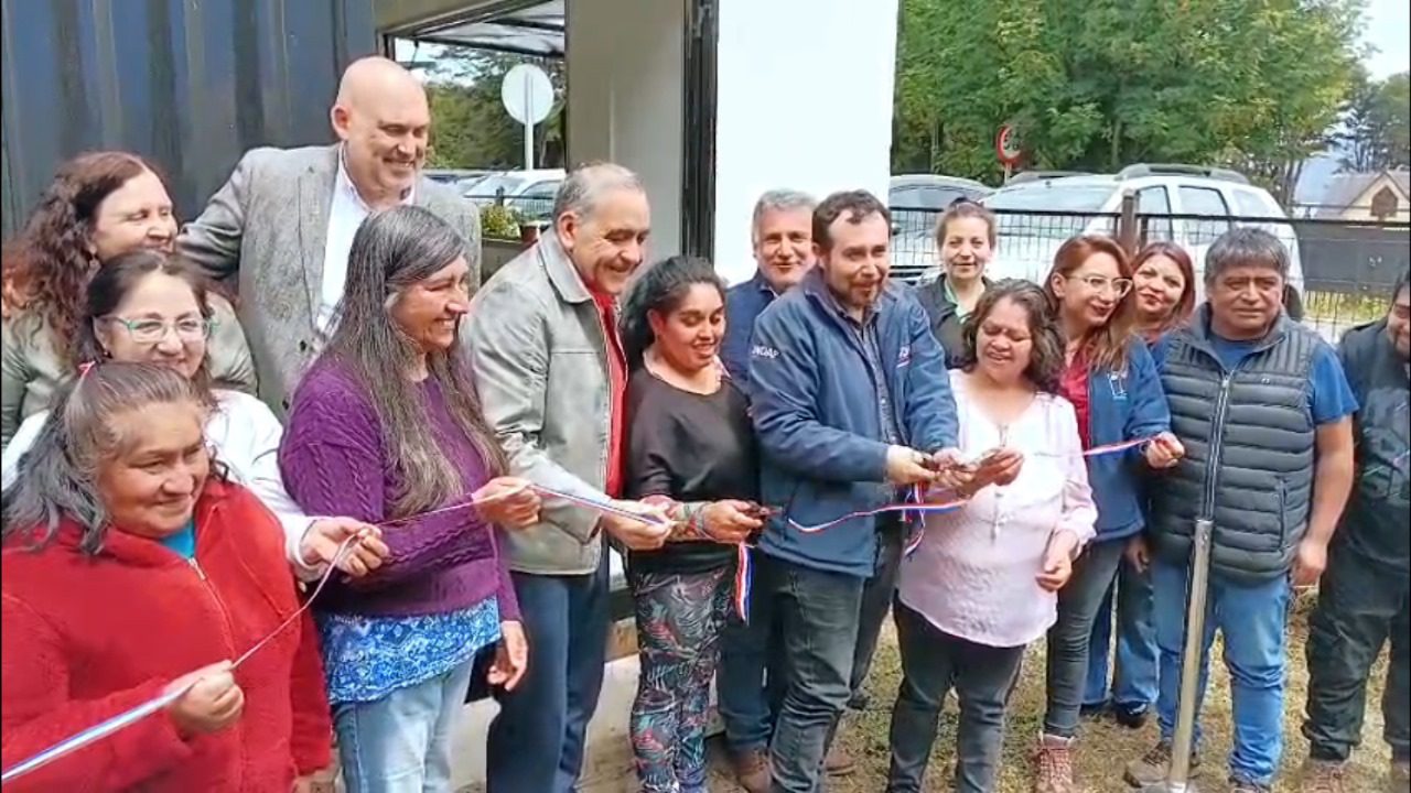 Fue inaugurado el nuevo Mercado Campesino de Huillinco-Cucao de nuestra comuna