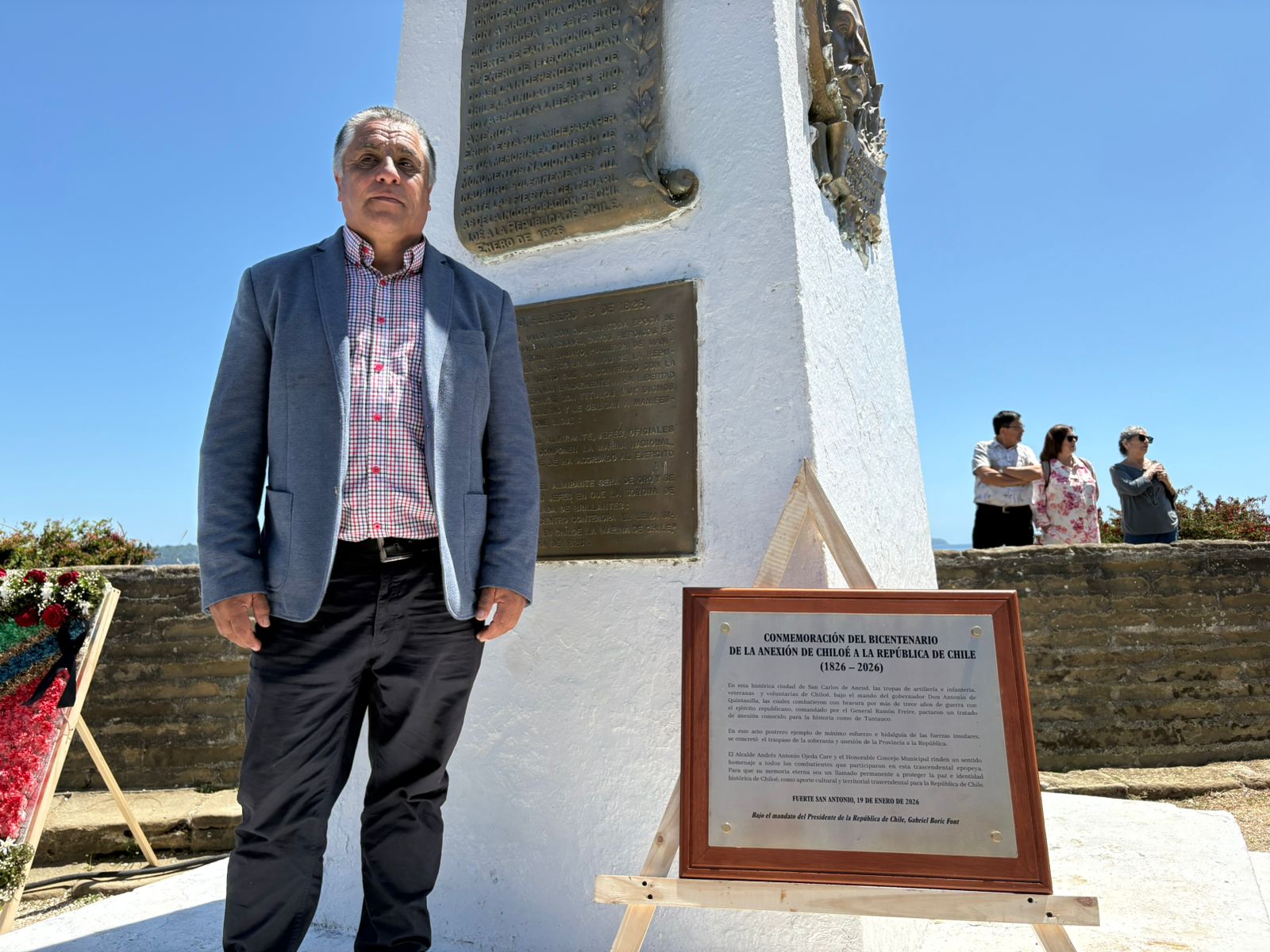 ALCALDE FERNANDO OYARZÚN MACÍAS PARTICIPA EN ACTO DE CONMEMORACIÓN DEL BICENTENARIO DE CHILOÉ.
