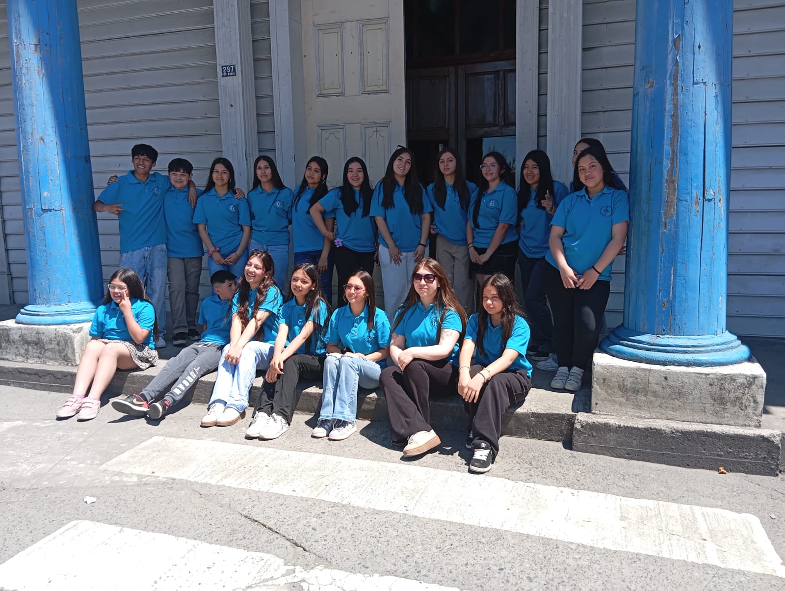 TALLER DE DANZAS “FUSIÓN FOLCLÓRICA” DE CHONCHI EMPRENDE INTENSO VIAJE DE PRESENTACIONES Y ACTIVIDADES A LA ZONA CENTRAL DE NUESTRO PAÍS.