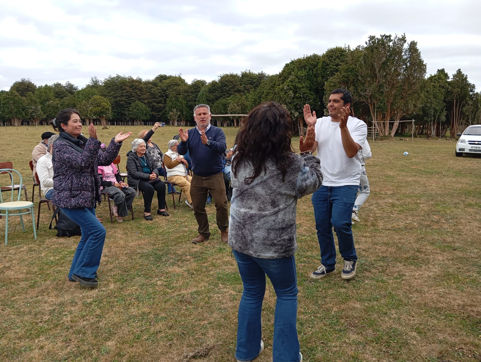 ASOCIACIÓN DE COMUNIDADES INDÍGENAS “HUILLI LAFKEN” DE HUILLINCO-CUCAO REALIZA SU PRIMERA FIESTA COSTUMBRISTA “SABORES DEL PACÍFICO”.