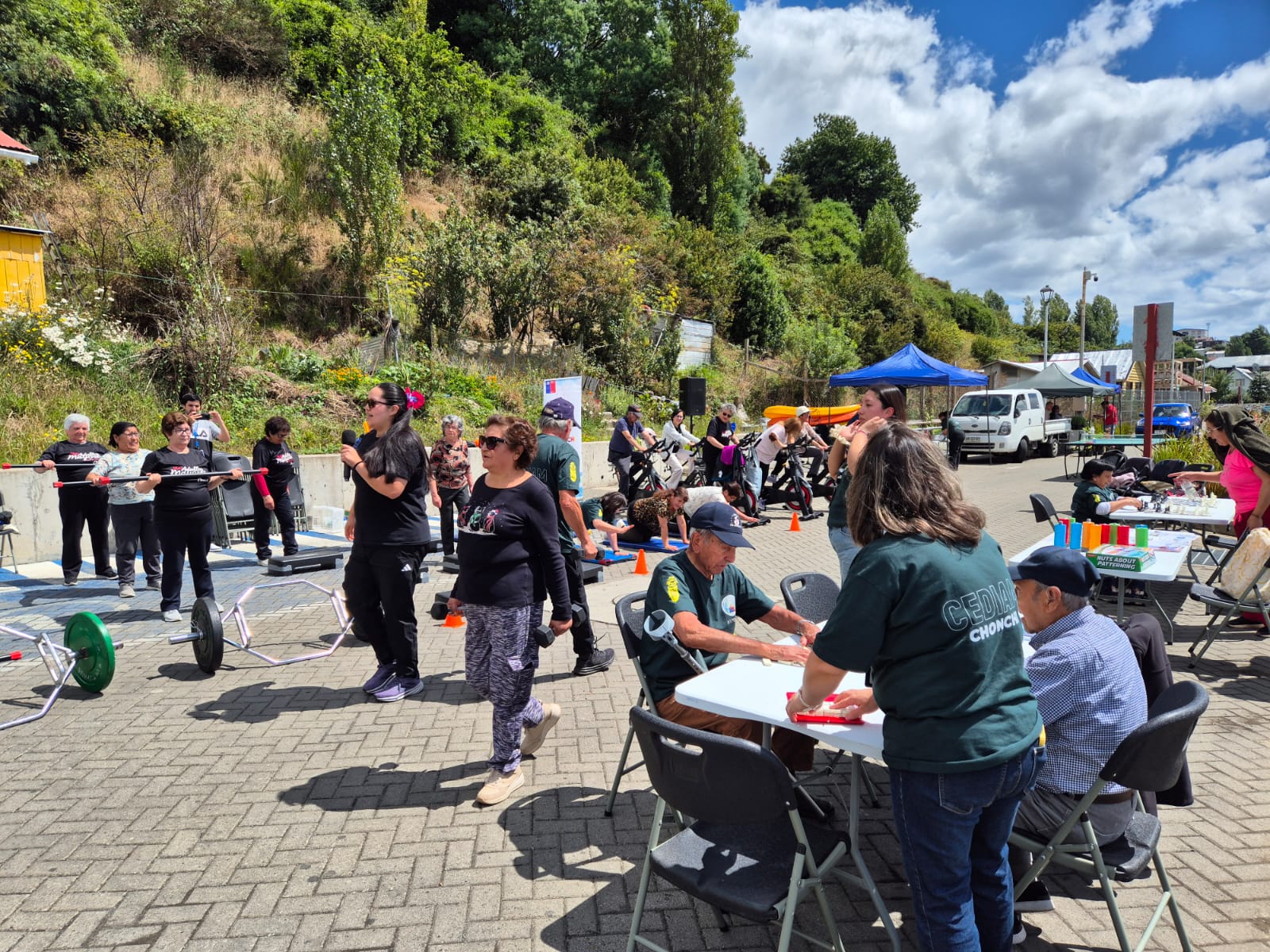 Jornada Activa para Personas Mayores en la Costanera