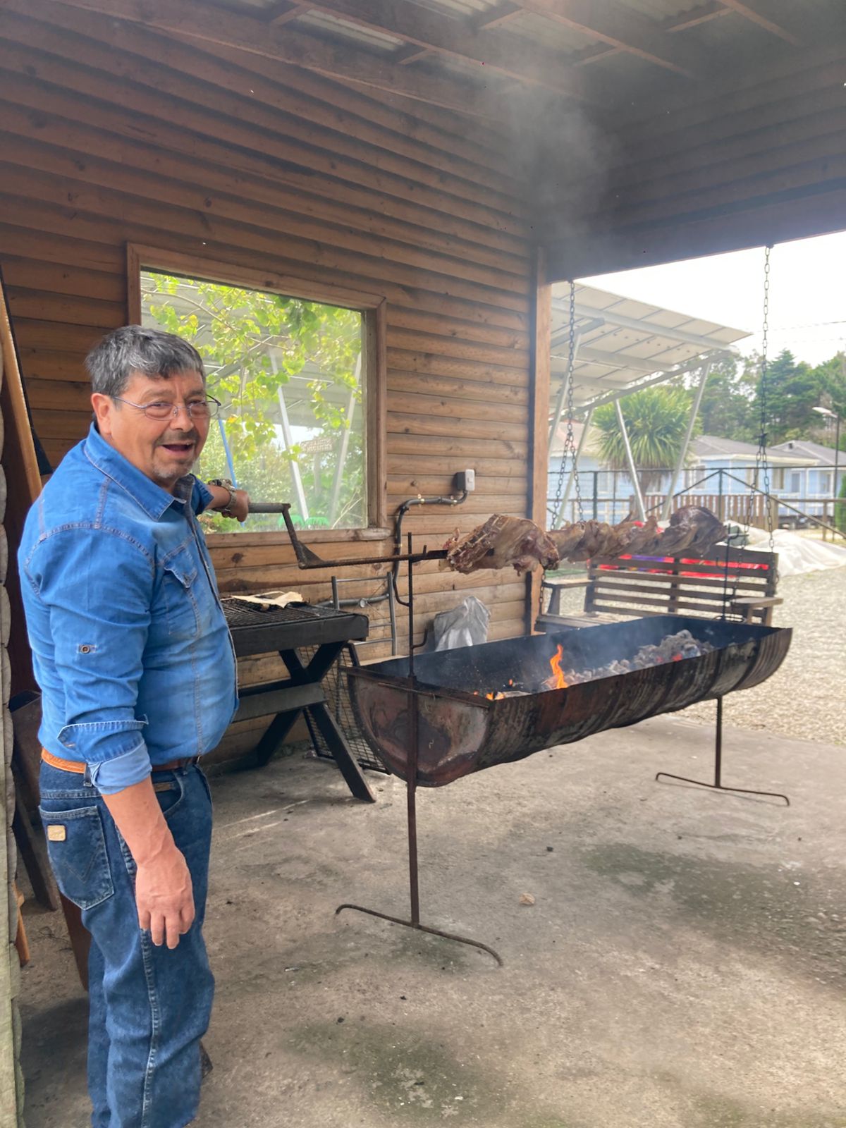 ADULTOS MAYORES DEL PROGRAMA VÍNCULOS DE CHONCHI PARTICIPAN EN JORNADA RECREATIVA EN ANCUD.