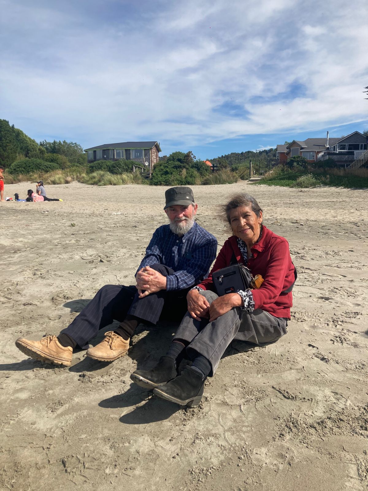 ADULTOS MAYORES DEL PROGRAMA VÍNCULOS DE CHONCHI PARTICIPAN EN JORNADA RECREATIVA EN ANCUD.