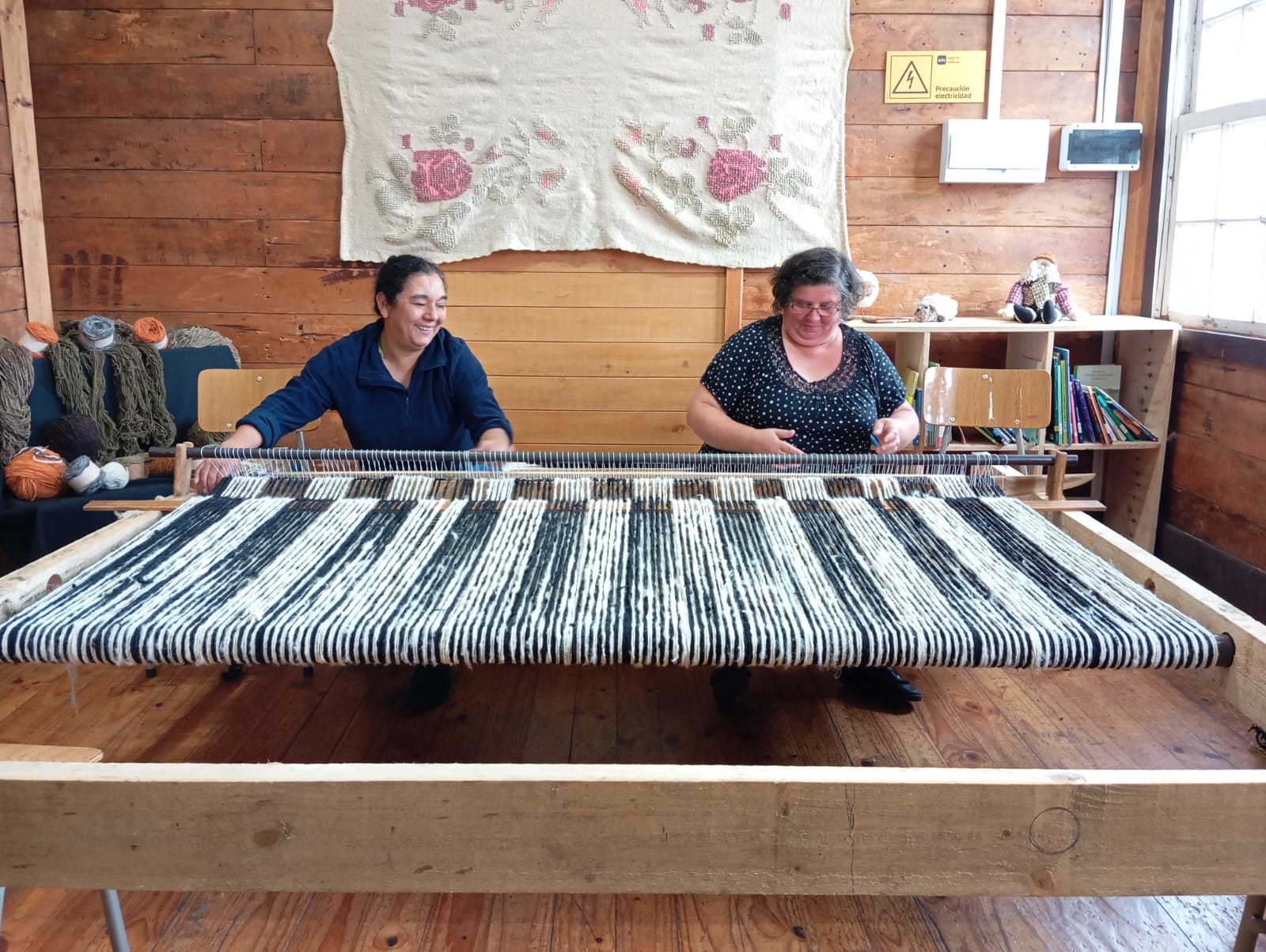 MUNICIPIO DE CHONCHI PONE EN VALOR EL KELGWO PARA QUE NO SE PIERDA ESTE HERMOSO OFICIO