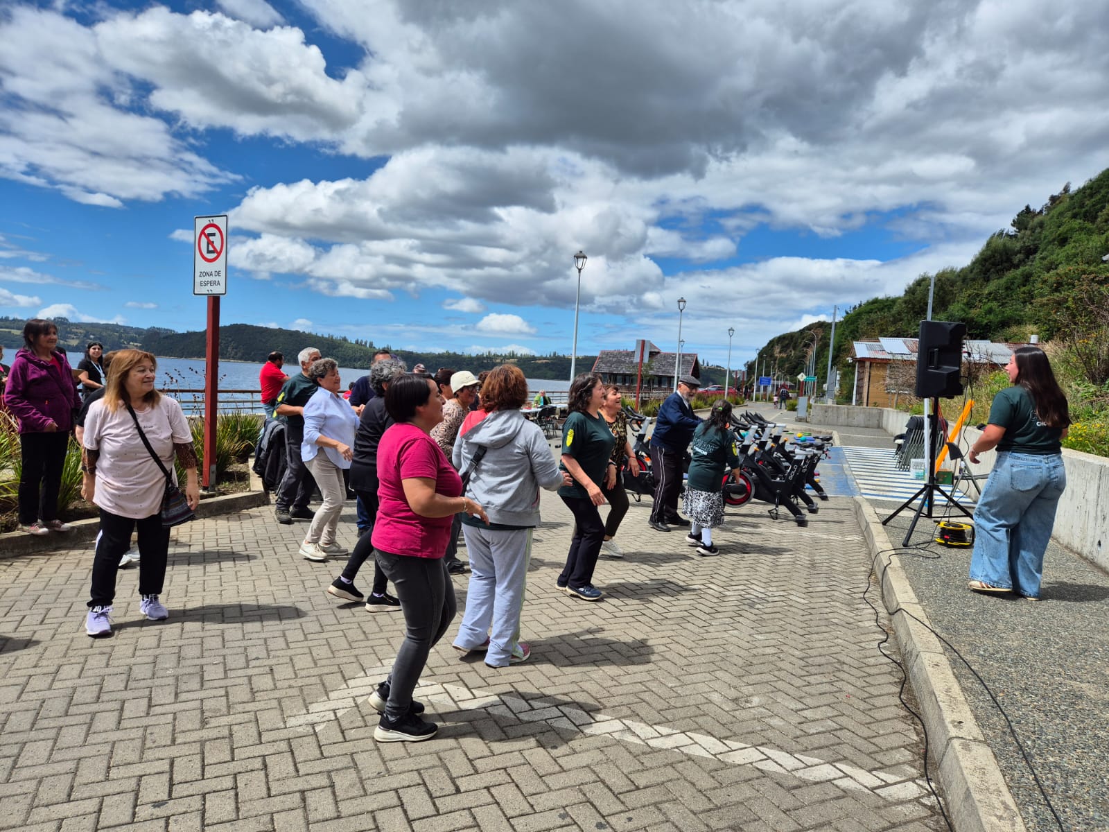 Jornada Activa para Personas Mayores en la Costanera