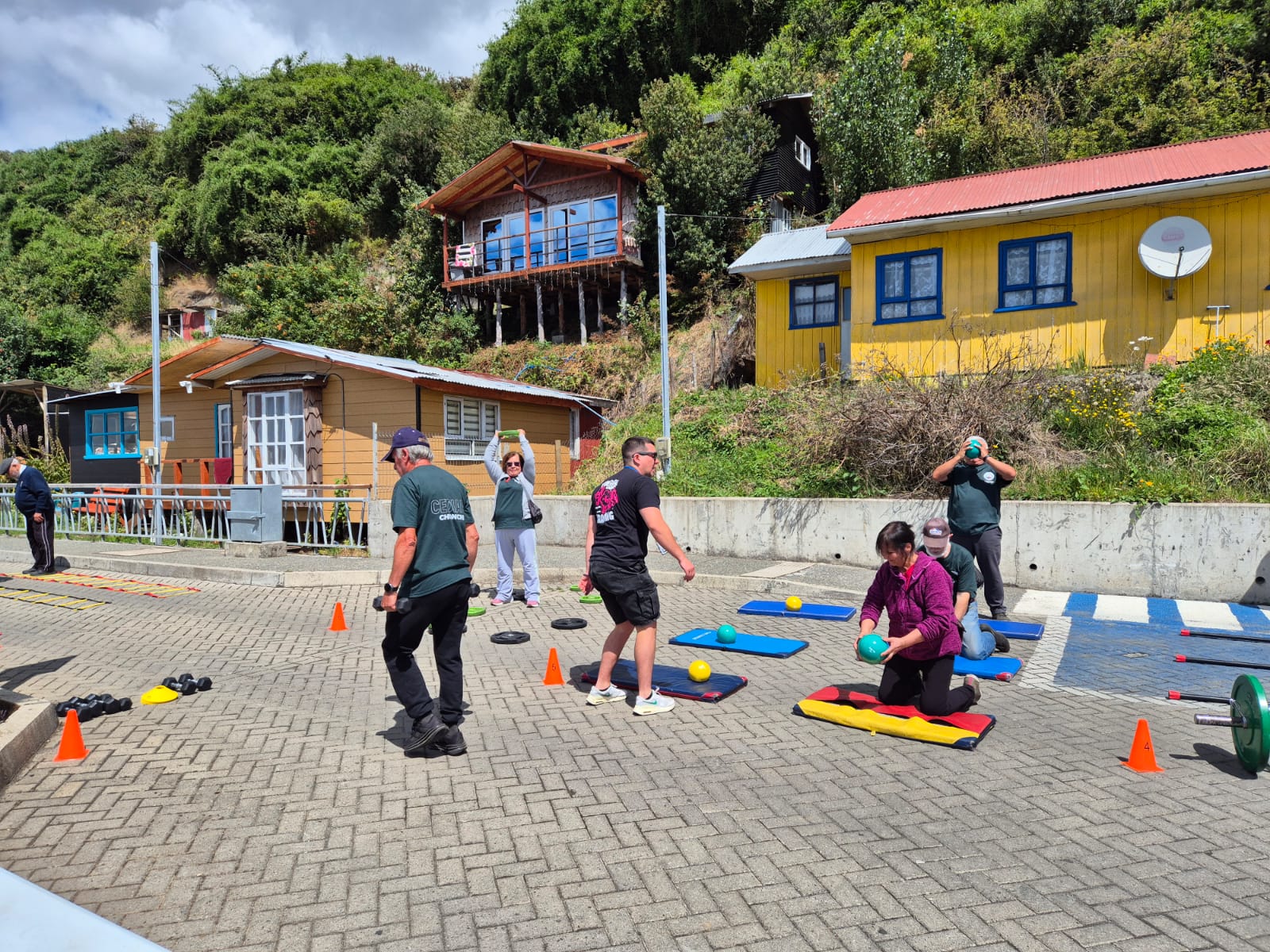 Jornada Activa para Personas Mayores en la Costanera