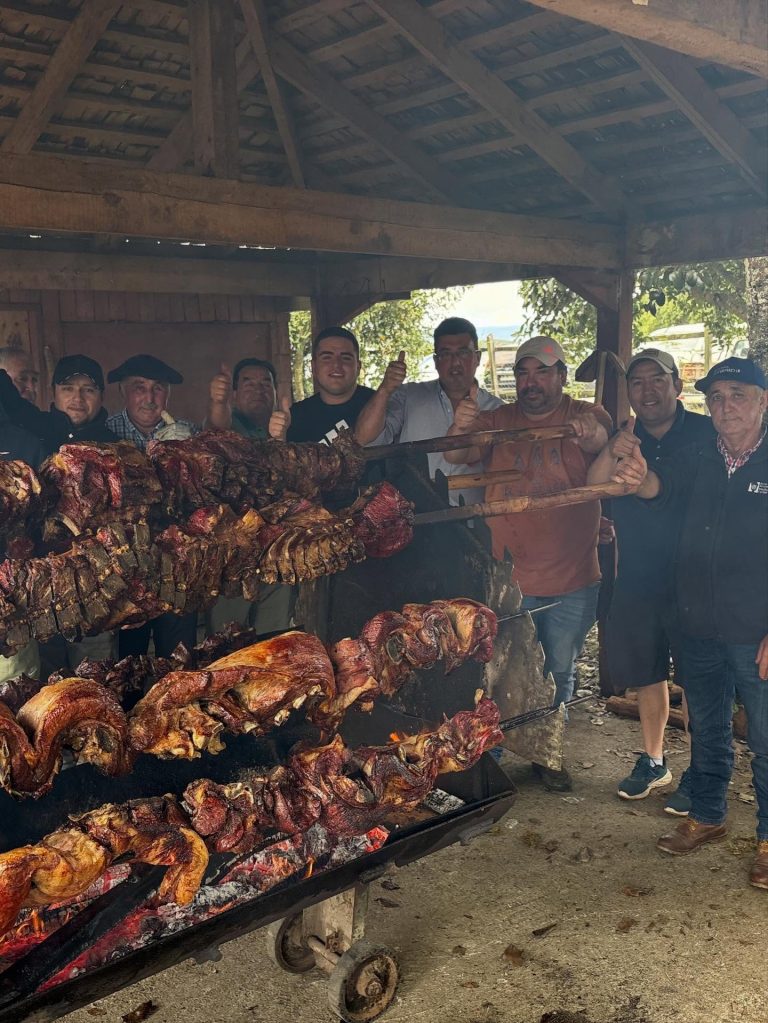 LA RICA GASTRONOMIA ESTUVO PRESENTE EN LA FIESTA CRIOLLA