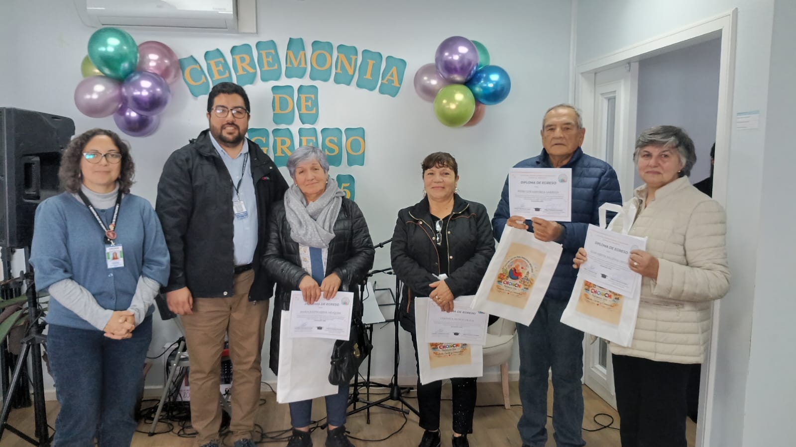 Con emotiva ceremonia fue celebrado el egreso de 40 usuarios y usuarias del CEDIAM de Chonchi.