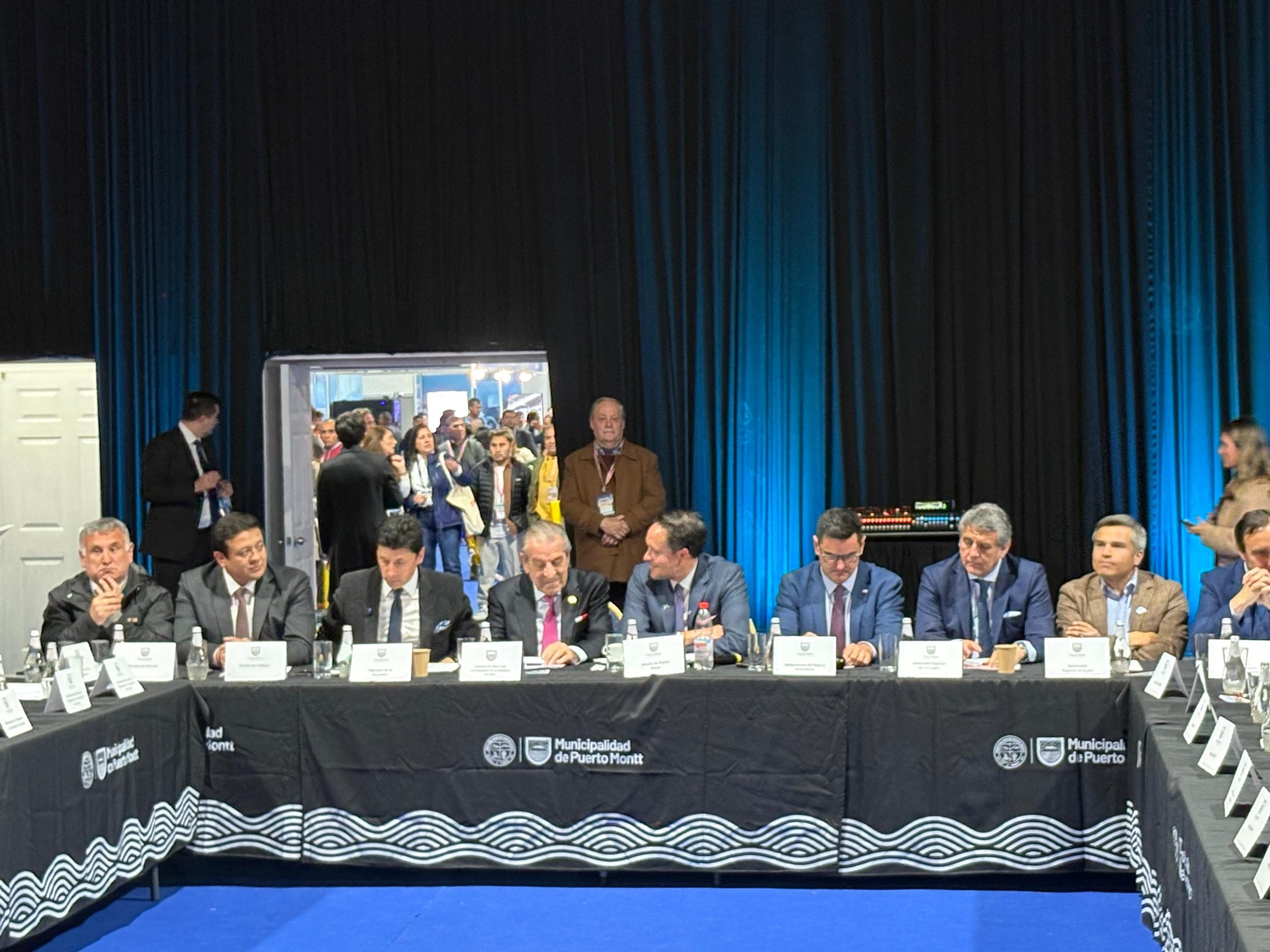 ALCALDE FERNANDO OYARZÚN PARTICIPÓ EN LA INAUGURACIÓN DE LA FERIA ACUÍCOLA AQUASUR.