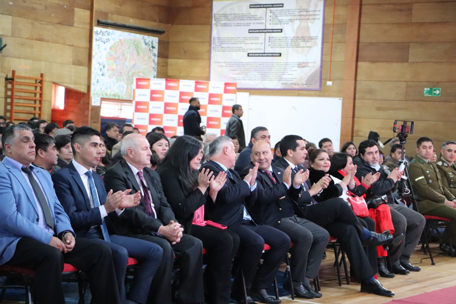 Alcalde Fernando Oyarzún destaca los principales avances de su gestión 2025 y adelanta principales desafíos para este año.