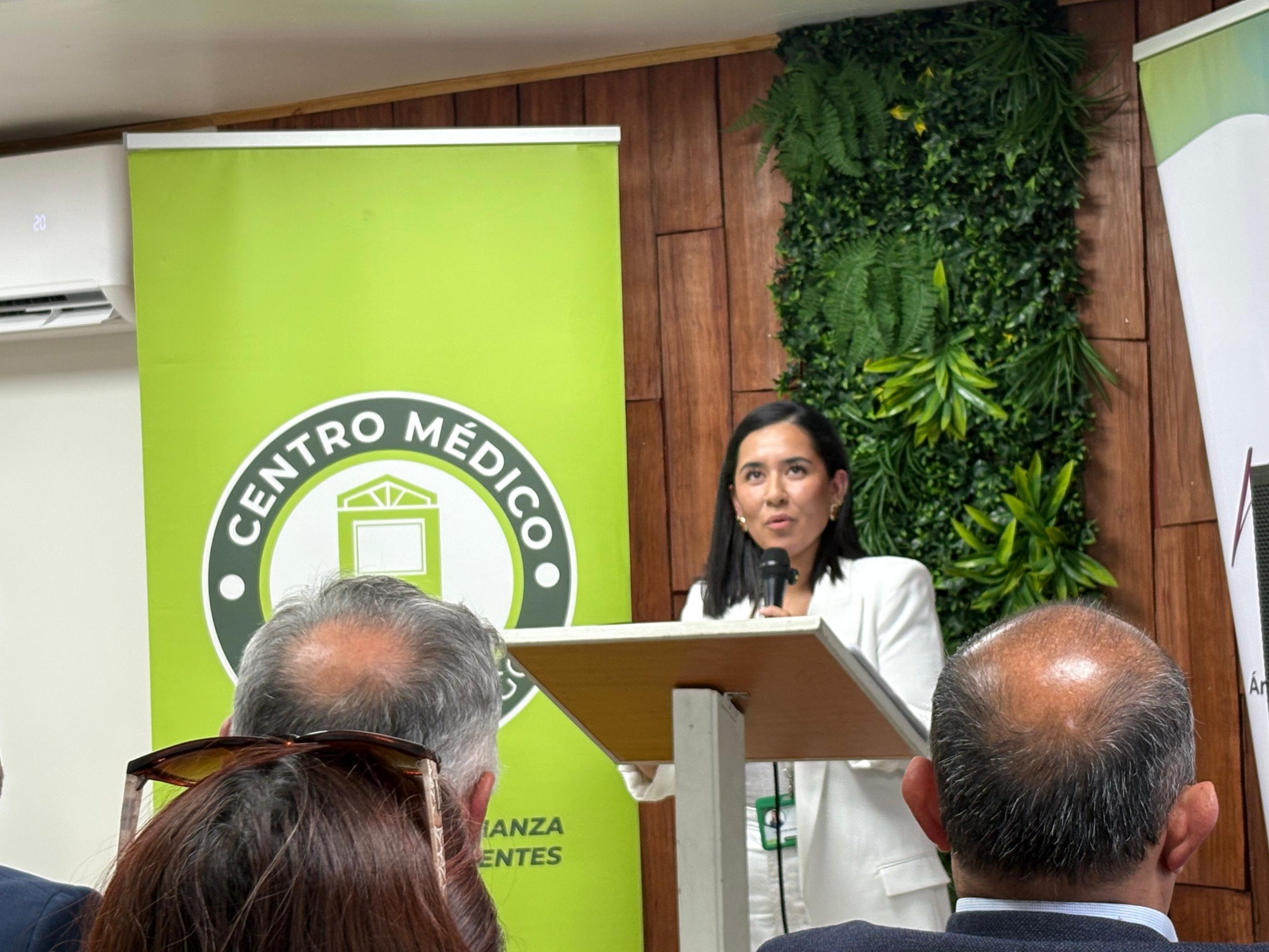 Con la presencia de diversas autoridades fue inaugurada la nueva sucursal del Centro Médico “Archipiélago” en Chonchi.