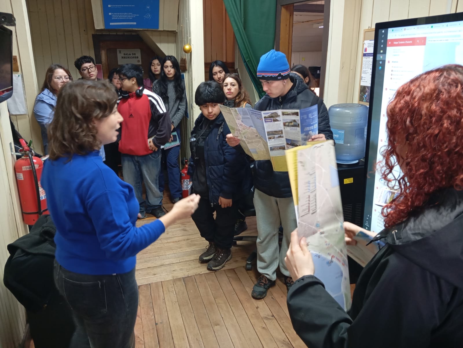 Alumnos de AIEP Castro realizan Visita Pedagógica a Chonchi.