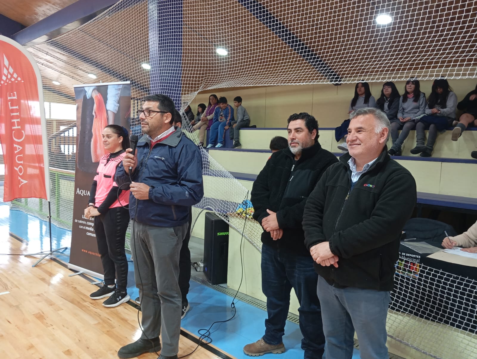 Chonchi da inicio a la tercera versión del Futsal Escolar AquaChile