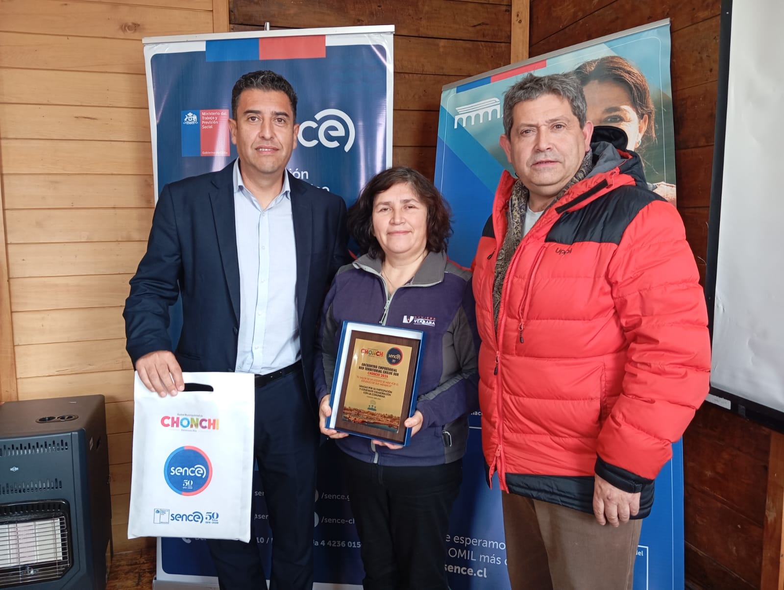 Chonchi fue sede de “Encuentro Empresarial” Red Territorial Chiloé Sur organizado por la OMIL del Municipio.