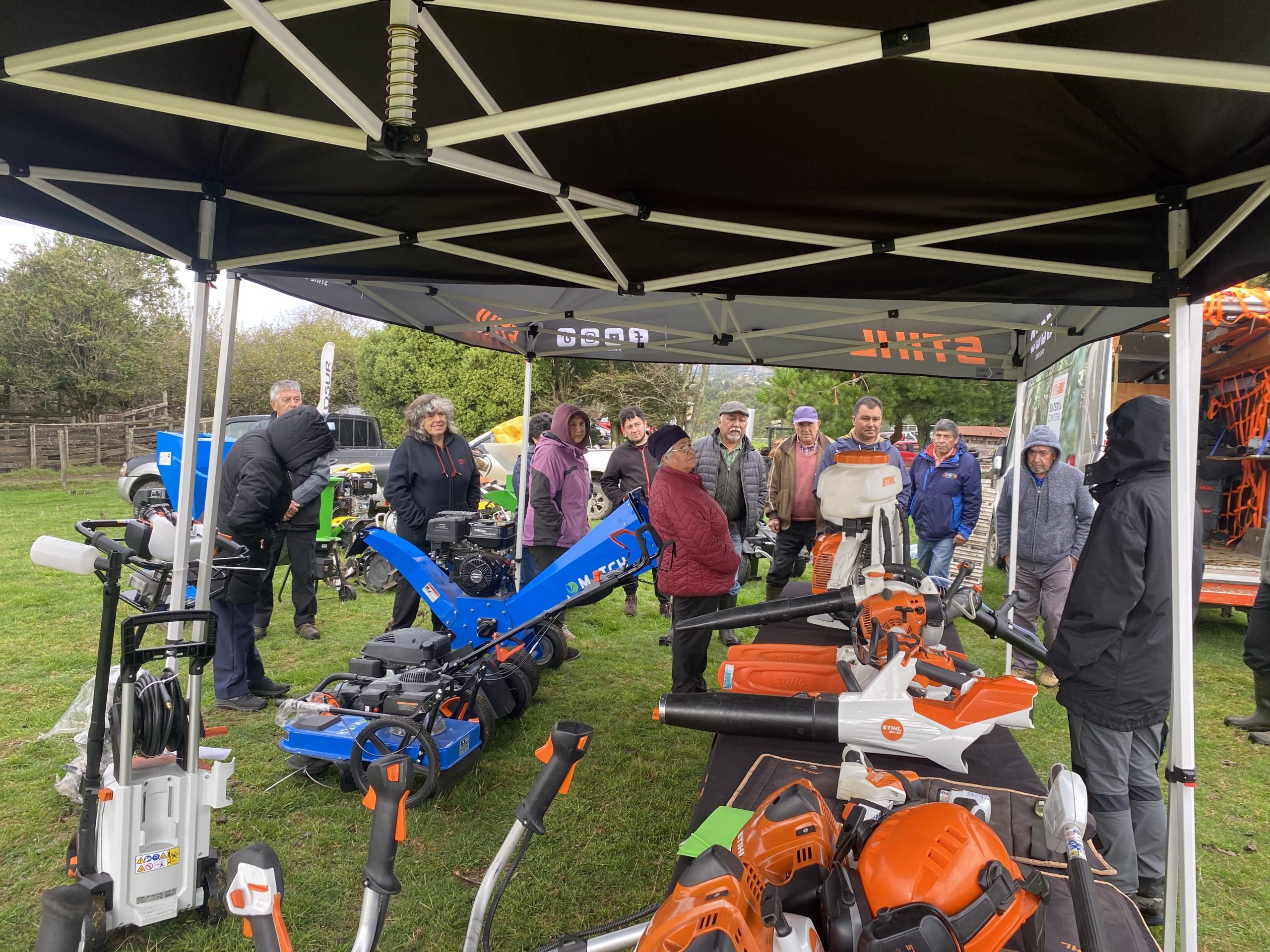 Se realizó con éxito la muestra de maquinarias agrícolas en colaboración con la empresa STIHL