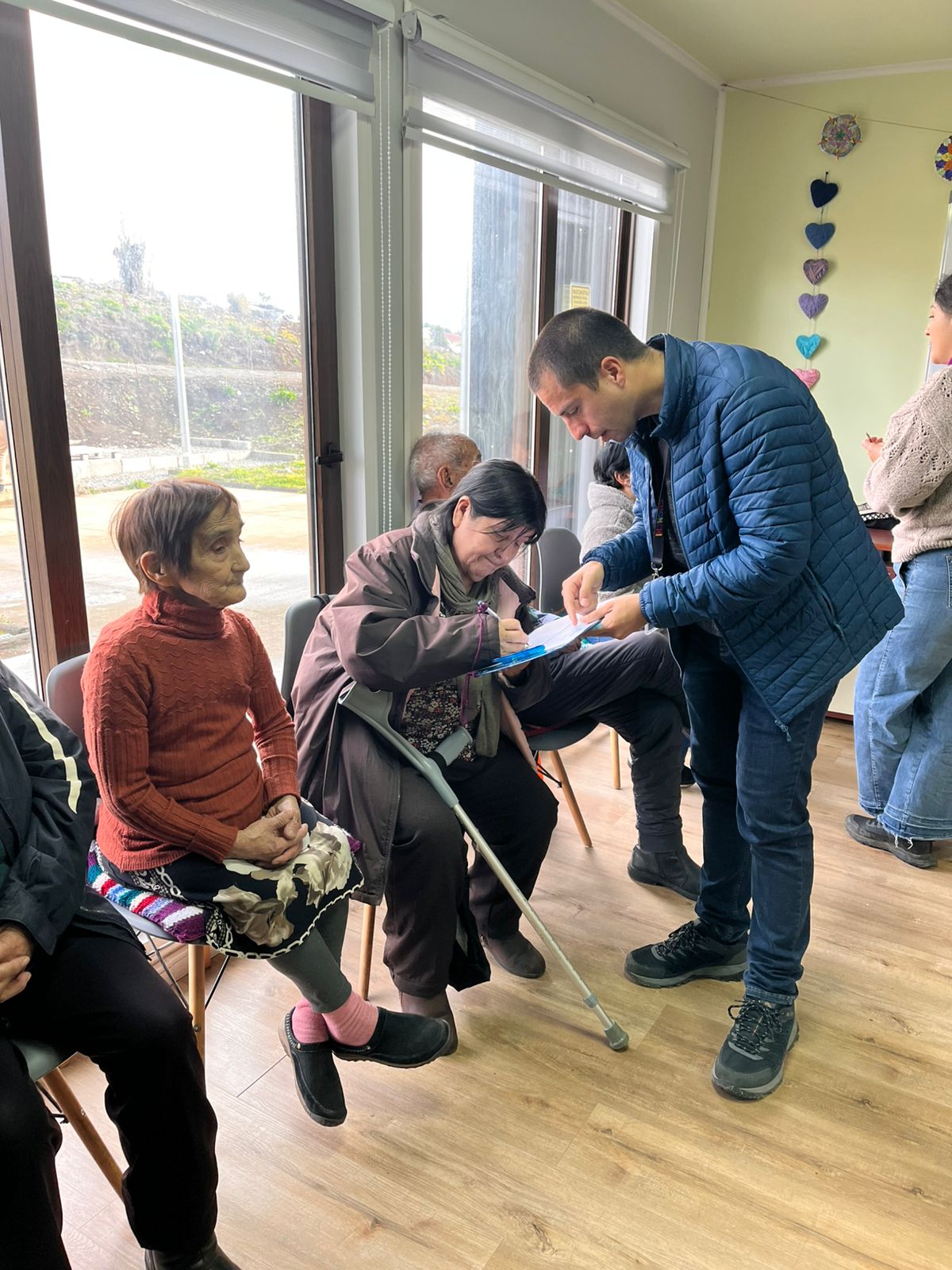 Este miércoles, en el marco del programa CEDIAM de SENAMA y a través del taller de prestaciones sociales, se realizó una instancia informativa donde se invitó a participar al programa “Cuidado al Cuidador”